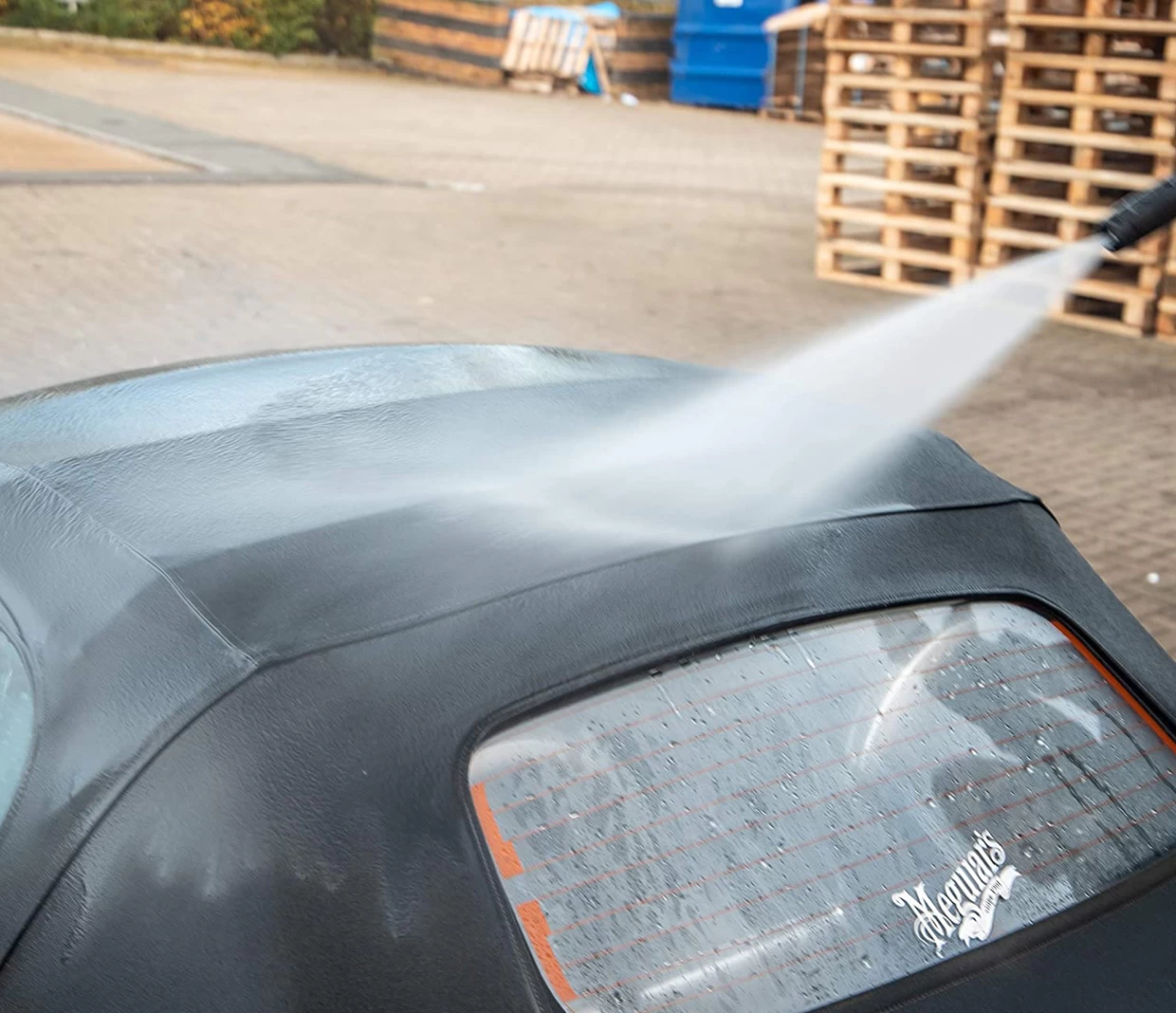 Meguiar's Convertible And Cabriolet Cleaner 2 Meguiar's Convertible And Cabriolet Cleaner - Image 2