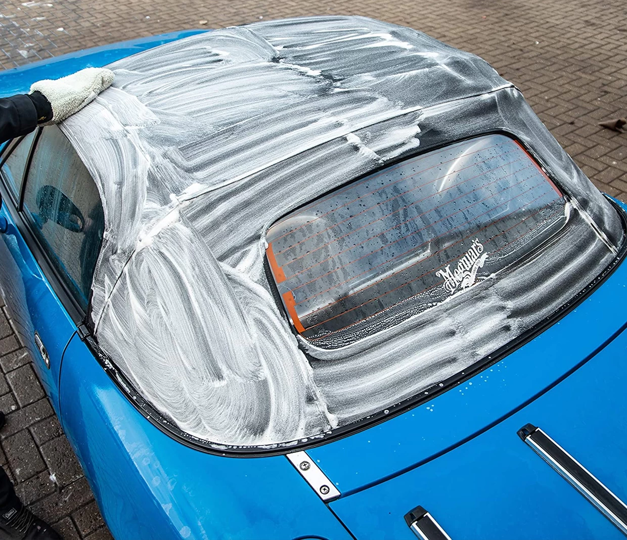 Meguiar's Convertible And Cabriolet Cleaner 4 Meguiar's Convertible And Cabriolet Cleaner - Image 4